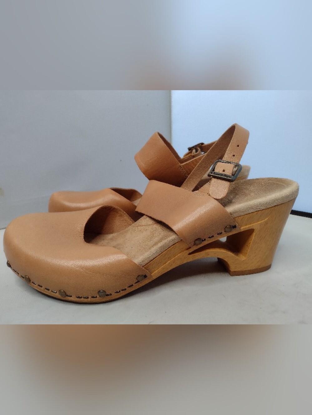 Dansko Thea Clogs Leather Women 40 Tan Ankle Strap Comfort Heels 9.5-10 US E